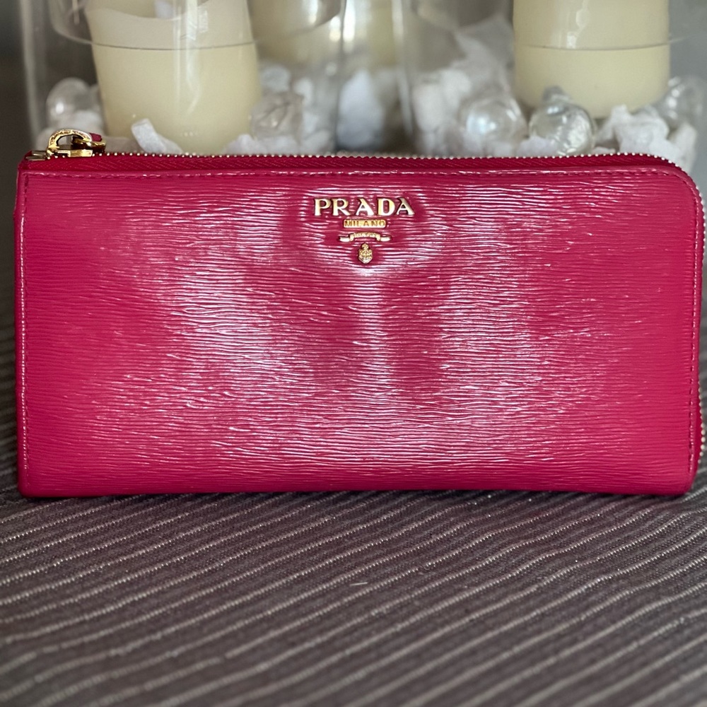Prada Long Zippy Wallet Pink Like New with Gold hardware + unbranded dust bag
